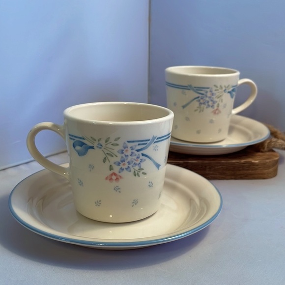 2 Vintage 90s Corelle Symphony Flat Cup &‎ Saucer Sets by Corning (4 pc) - Picture 1 of 11